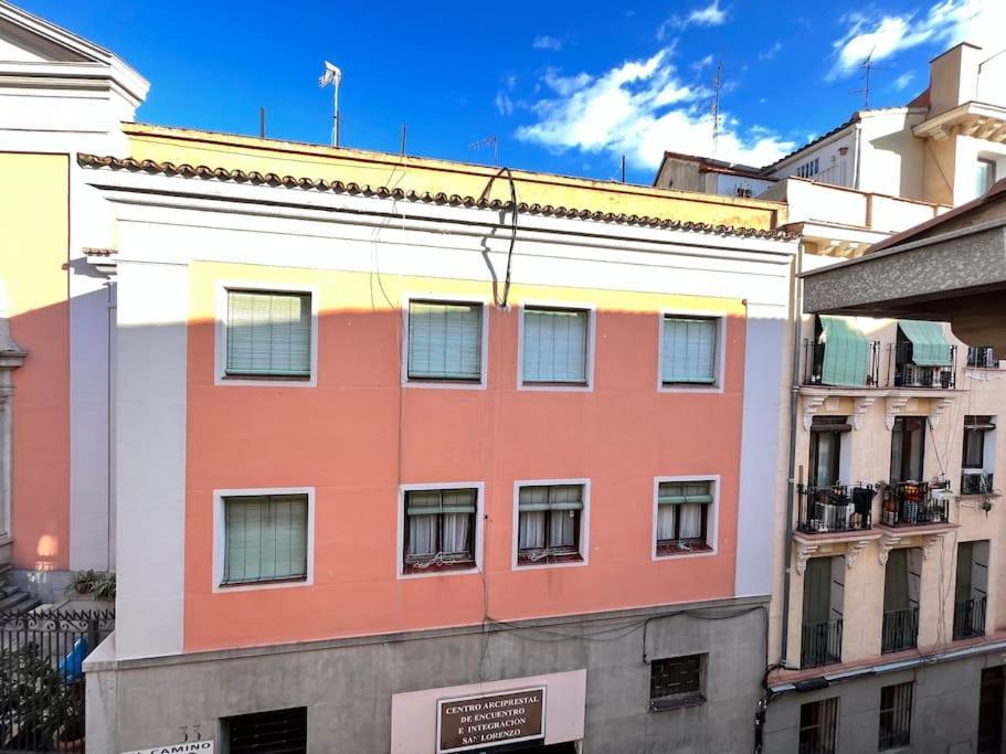 Exterior Atocha Ile Fe Apartment Madrid Exterior photo